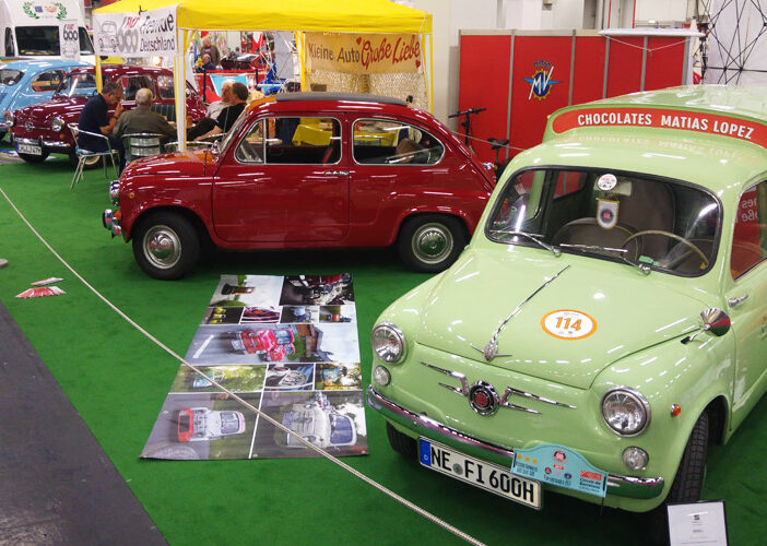 Blick auf unseren schönen Stand auf der Retro Classics Cologne.